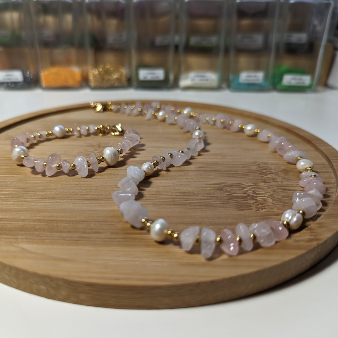 ROSE QUARTZ AND MOTHER OF PEARL BRACELET