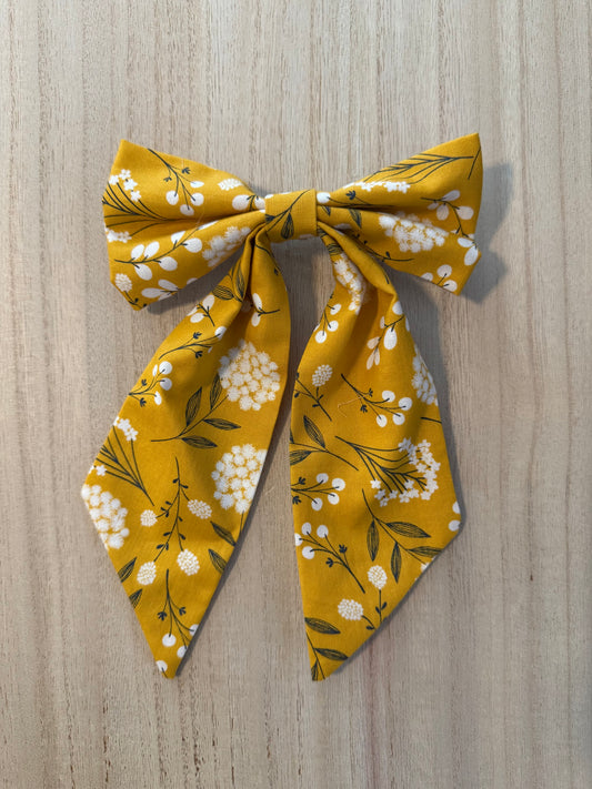 Lila Bow Barrette in Golden Bloom