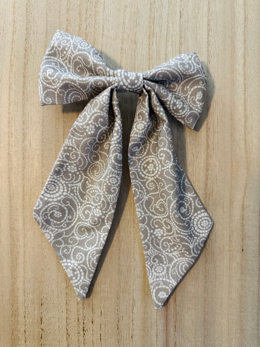 Lila Bow Barrette Silver Whispers